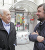 El candidato de Consenso Federal junto al sacerdote Pepe Di Paola.