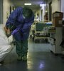 La angustia de trabajadores de la salud por el colapso del sistema sanitario en varios países europeos. (Fuente: AFP)