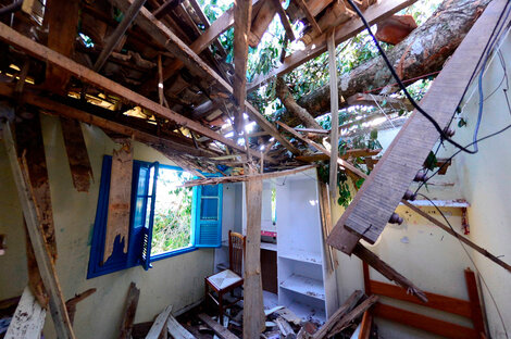 Bomba ciclónica en Brasil: 10 muertos y múltiples destrozos