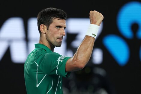 Djokovic superó a Federer y está en la final de Australia