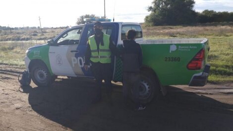 https://images.pagina12.com.ar/styles/width470/public/rest_images/95083-policia-con-facundo-astudillo-castro-2_0.jpg?itok=1K6o61W9