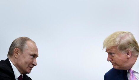 https://images.pagina12.com.ar/styles/width470/public/rest_images/putin-trump-brendan-smialowski-afp-2-.jpg?itok=M7qUv8An