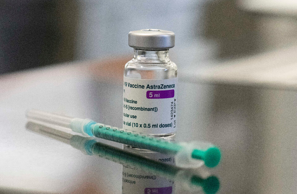 Cinco cosas que hay que saber sobre la vacuna de Oxford-AstraZeneca