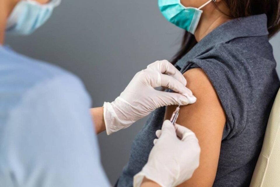 Coronavirus: ¿Cuánto protege una sola dosis de vacuna?