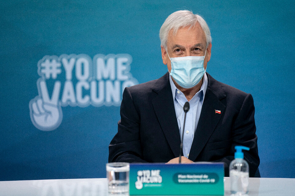 Sebastián Piñera quiere postergar las elecciones constituyentes en Chile