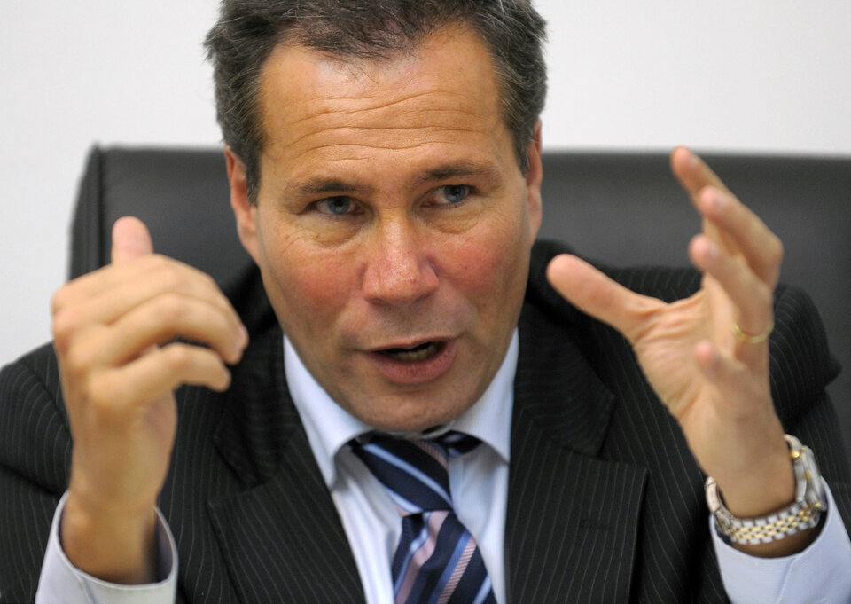 Caso Nisman: la justicia postergó la indagatoria de los espías que trabajaron cuando murió