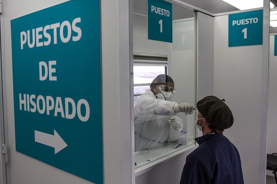 Coronavirus en Argentina: se registraron 13.736 nuevos casos y 300 muertes