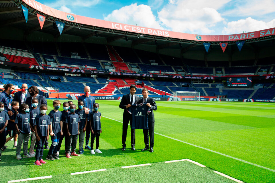 Lionel Messi's PSG photos and the euphoria he unleashed in Paris 184933 whatsapp 20image 202021 08 11 20at 209 43 41 20am 20 282 29
