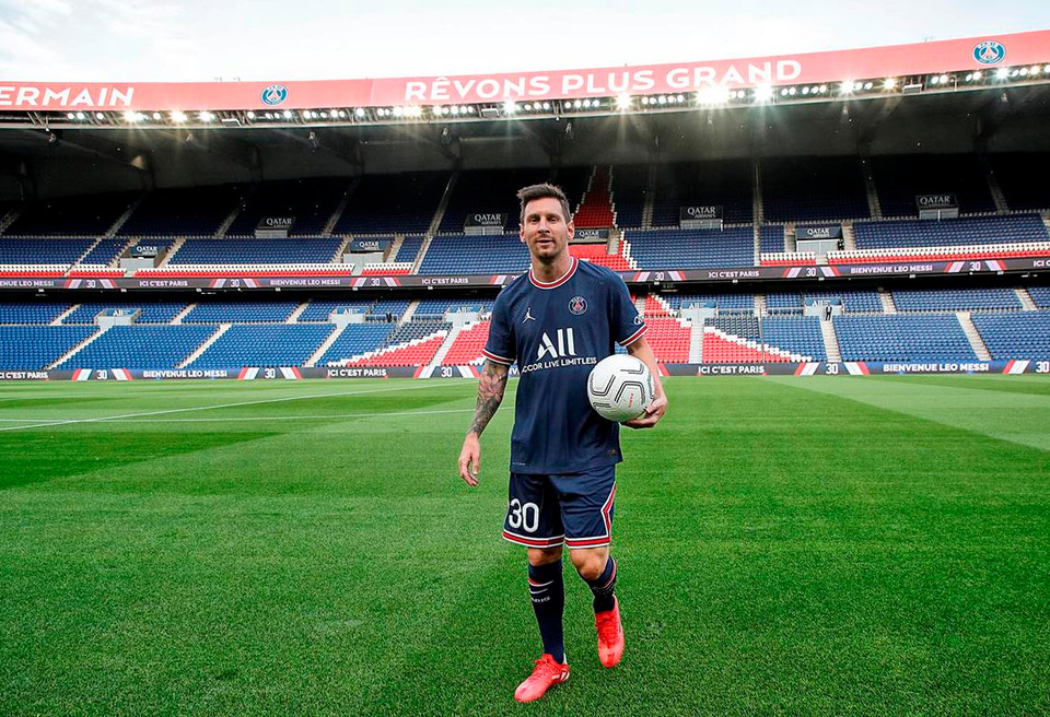 Lionel Messi's PSG photos and the euphoria he unleashed in Paris 184933 whatsapp 20image 202021 08 11 20at 209 52 49 20am 20 282 29