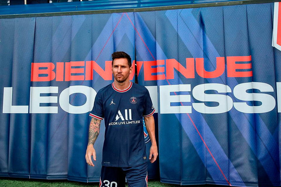 Lionel Messi's PSG photos and the euphoria he unleashed in Paris 184933 whatsapp 20image 202021 08 11 20at 209 52 49 20am