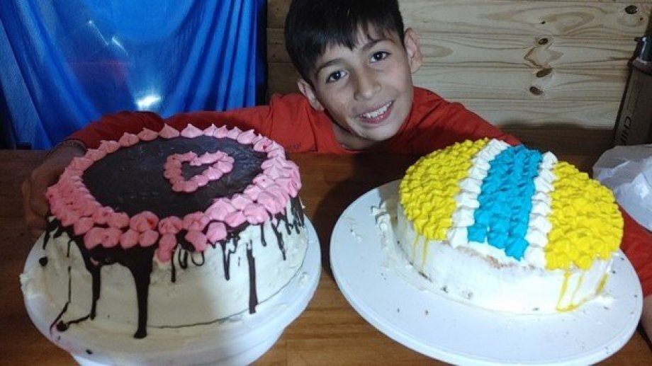 Aníbal Fernández ordenó que se investigue a las personas que se burlaron del niño pastelero