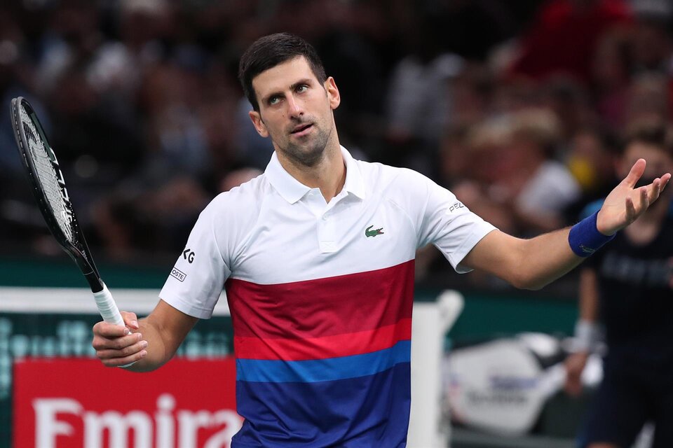 Djokovic no podrá jugar en Roland Garros si no se vacuna
