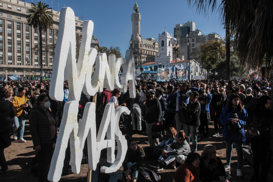Imágenes de un día que quedará en la historia: un pueblo movilizado en defensa de la democracia