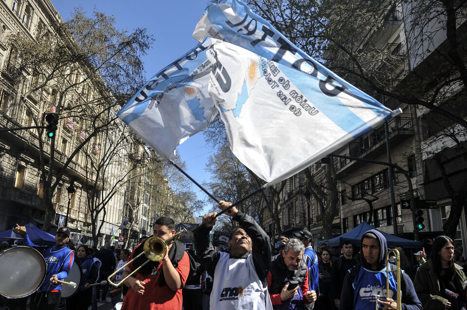 Imágenes de un día que quedará en la historia: un pueblo movilizado en defensa de la democracia