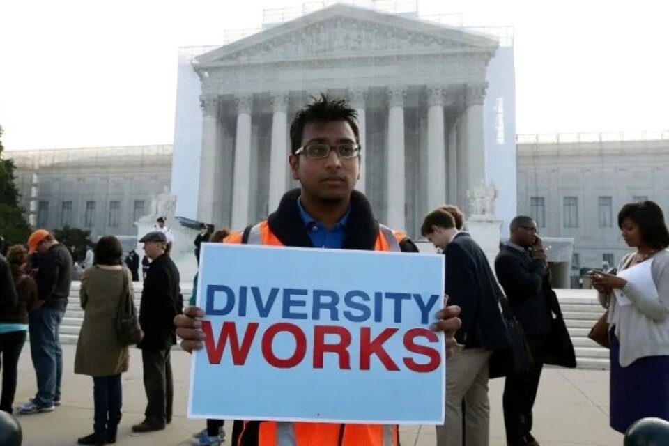La Corte Suprema de Estados Unidos revisará las políticas de admisión en las universidades con criterios de raza