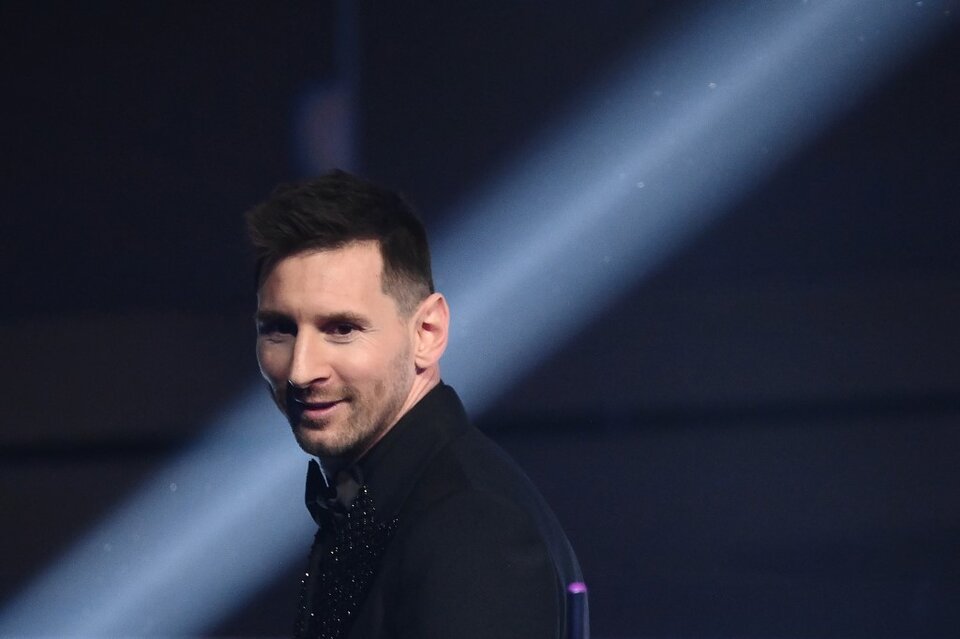 Premios The Best: Ganaron Messi, El “Dibu” Martínez, Scaloni Y La ...