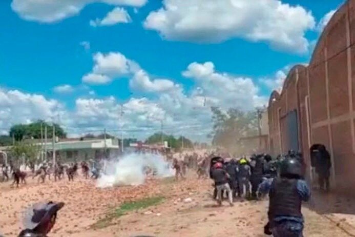 Chaco: Exigen la liberación de manifestantes que reclamaban por la desaparición de un joven wichí