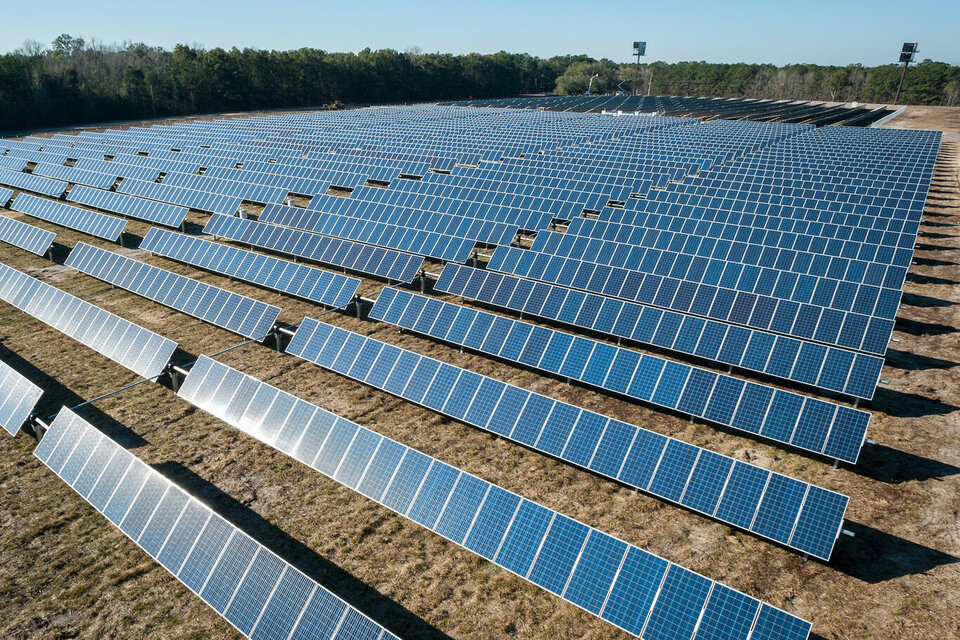 La UNLP busca abastecerse al 100% con energía solar