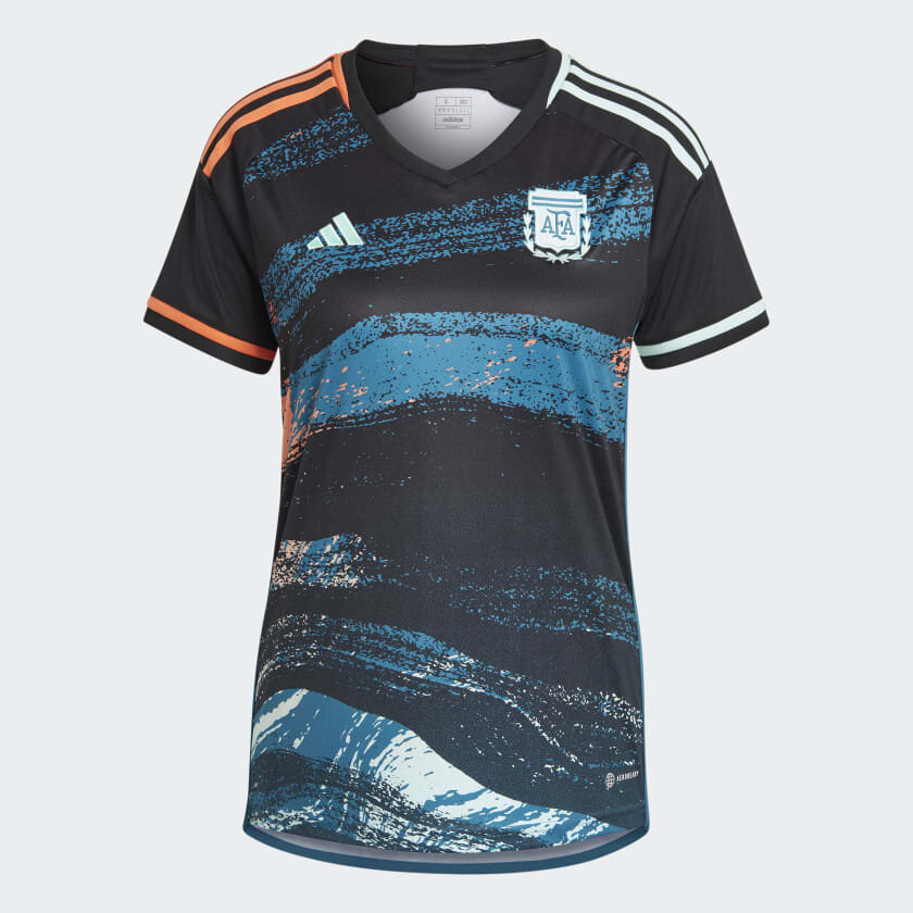 Se presentó la camiseta alternativa de Argentina para la Copa Mundial 2023 | Con diseños en paisajes argentinos | Página|12