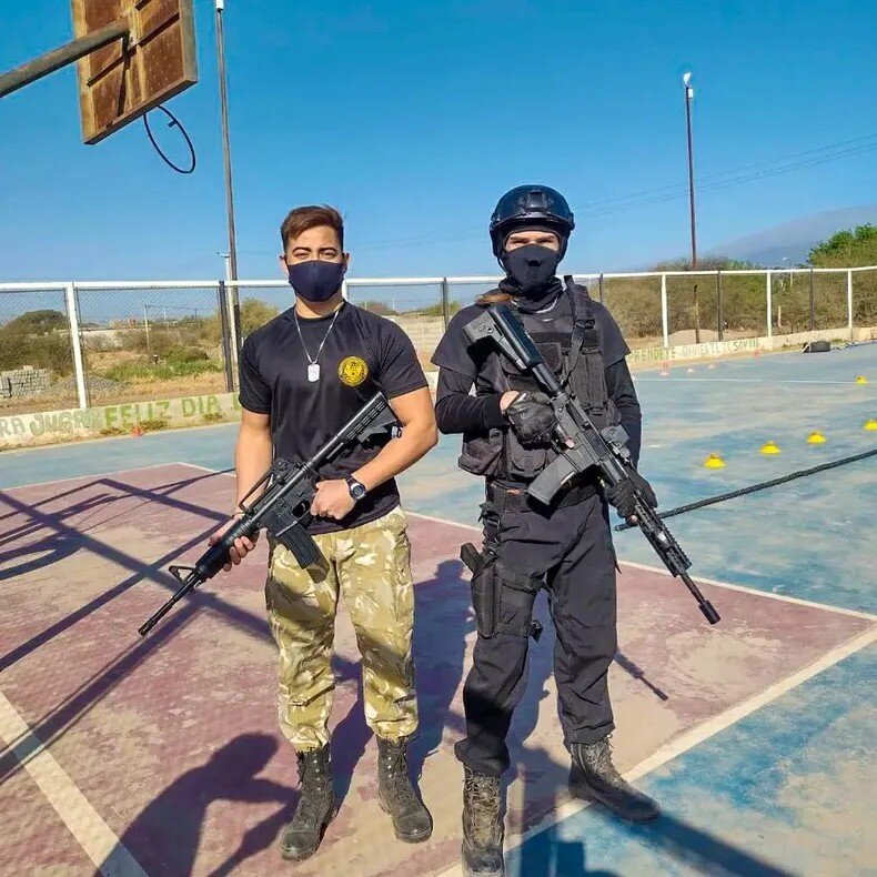 Comando Águilas Negras: delirio paramilitar en Catamarca | Se comportan  como militares, usan simbología cercana al nazismo y armas de paintball |  Página12