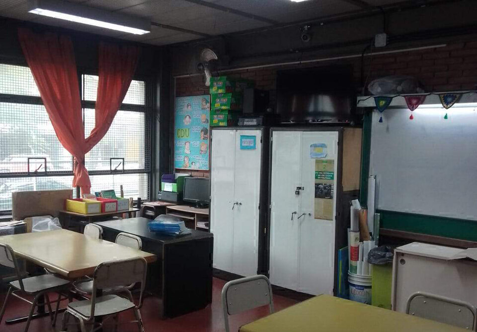 El GCBA volvió a instalar cámaras de seguridad dentro de un colegio 