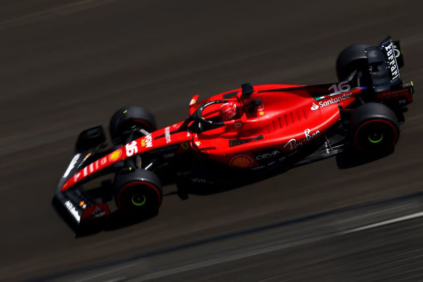Fórmula 1: Leclerc le ganó la pulseada a Verstappen y se quedó con la pole