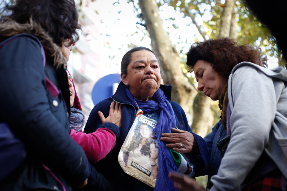 Piden prisión perpetua para el cuarto policía acusado por el crimen