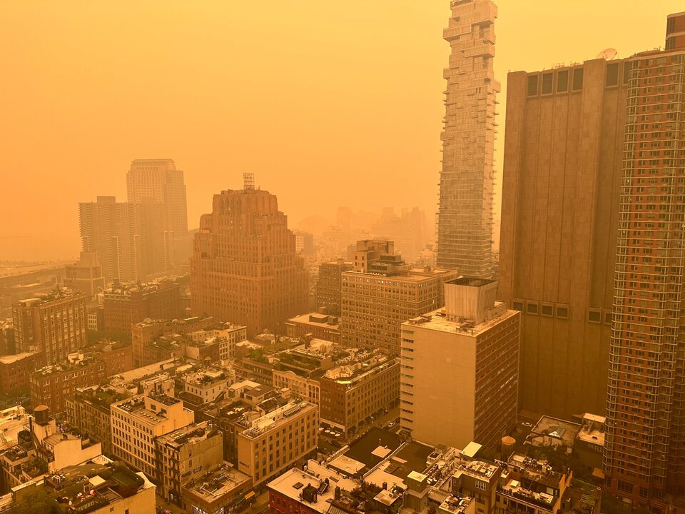 Las impresionantes imágenes de Nueva York cubierta por humo