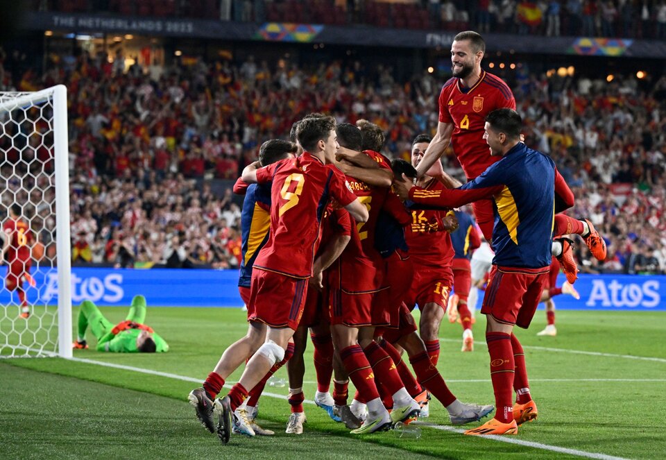 Liga de las Naciones: España venció por penales a Croacia y celebró el título