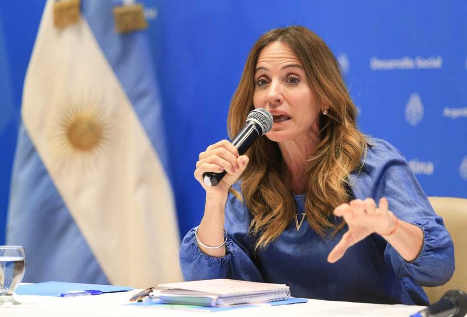 Tolosa Paz salió a responderle a Cristina Kirchner