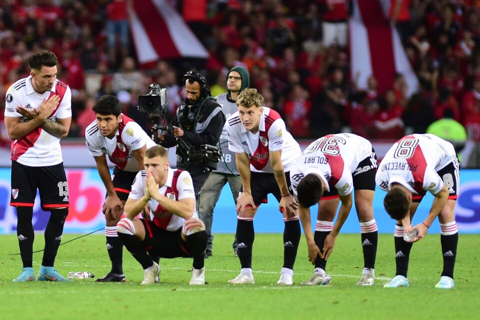 River Plate: después de la eliminación, serán vendidos De la Cruz y Beltrán