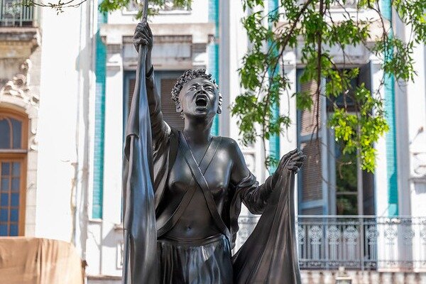 Acto en repudio del ataque al monumento a María Remedios del Valle