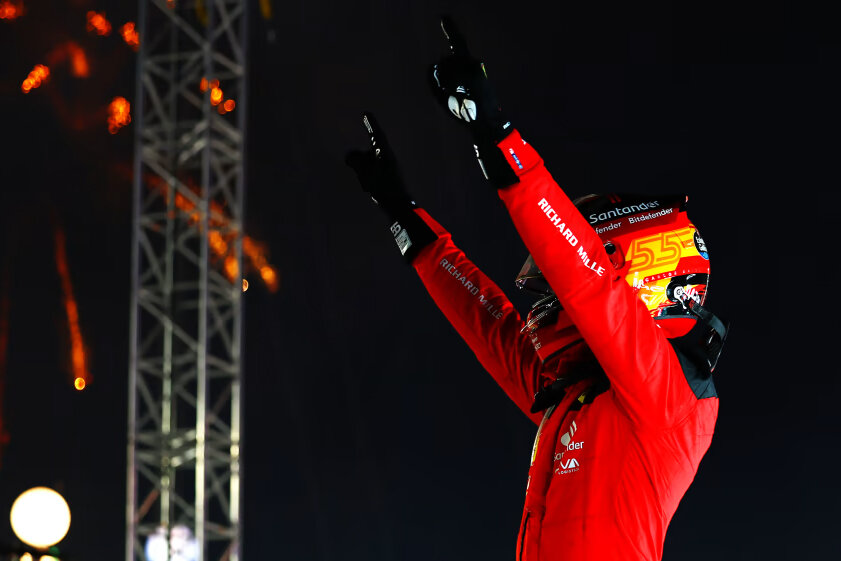 Sainz se impuso el GP nocturno de Singapur de Fórmula 1