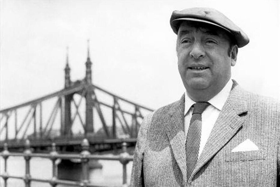 Pablo Neruda, del poeta del pueblo al 