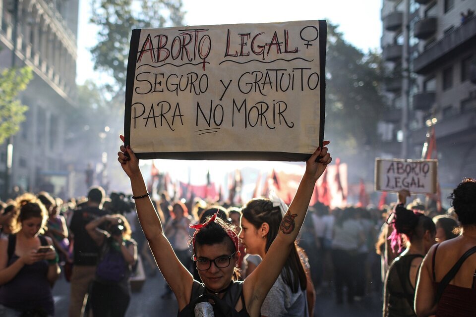 Mujeres de toda Latinoamérica se movilizan para defender el derecho al aborto legal
