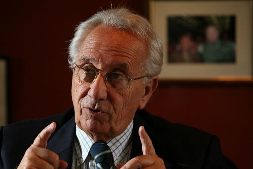 La advertencia de Héctor Recalde: “En Argentina hay una especie de golpe blando”
