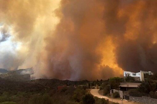 Las sierras de Córdoba todavía arden