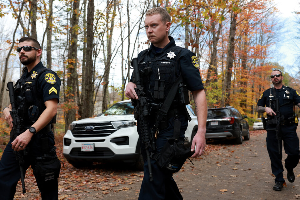 Encuentran muerto al principal sospechoso de los tiroteos de Maine