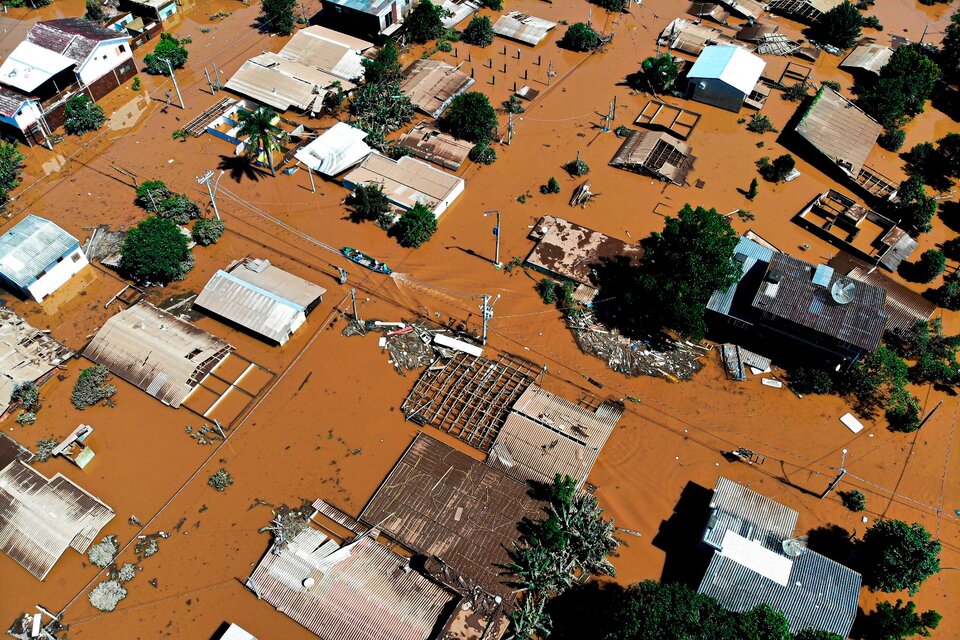 Seis muertos en Brasil por lluvias torrenciales
