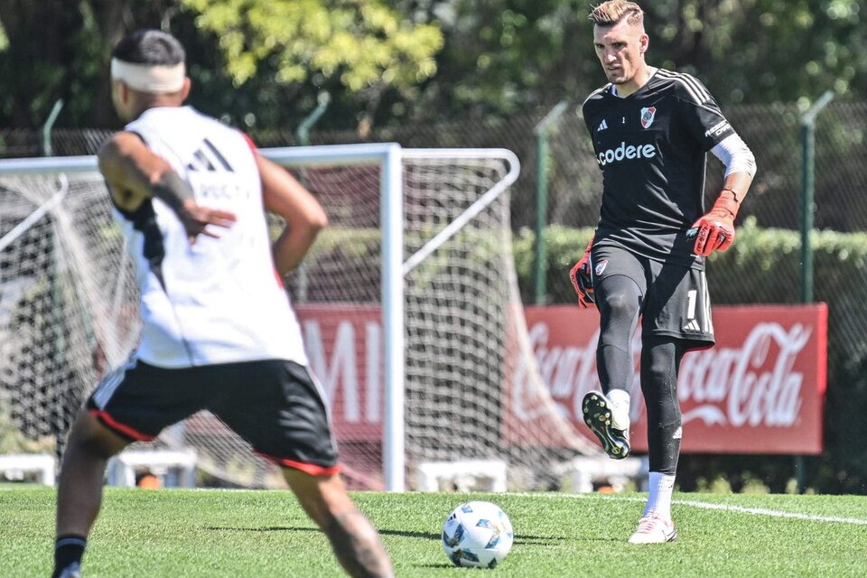 River sigue probando a Borja para ver si llega 