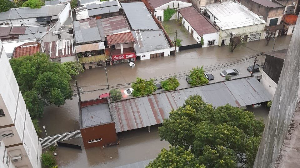 Corrientes: cayeron más de 200 milímetros de agua que provocaron inundaciones en toda la ciudad