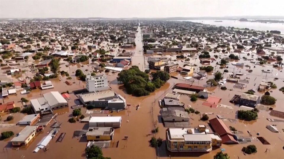 Brasil: el gobierno de Río Grande do Sul analiza crear cuatro "ciudades  provisorias" por las inundaciones | Hay 152 muertes confirmadas | Página|12