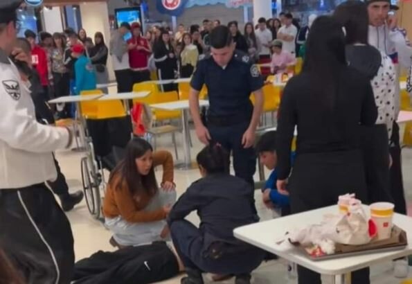 Batalla campal en un shopping de Tortuguitas: más de 200 adolescentes involucrados y al menos 4 heridos