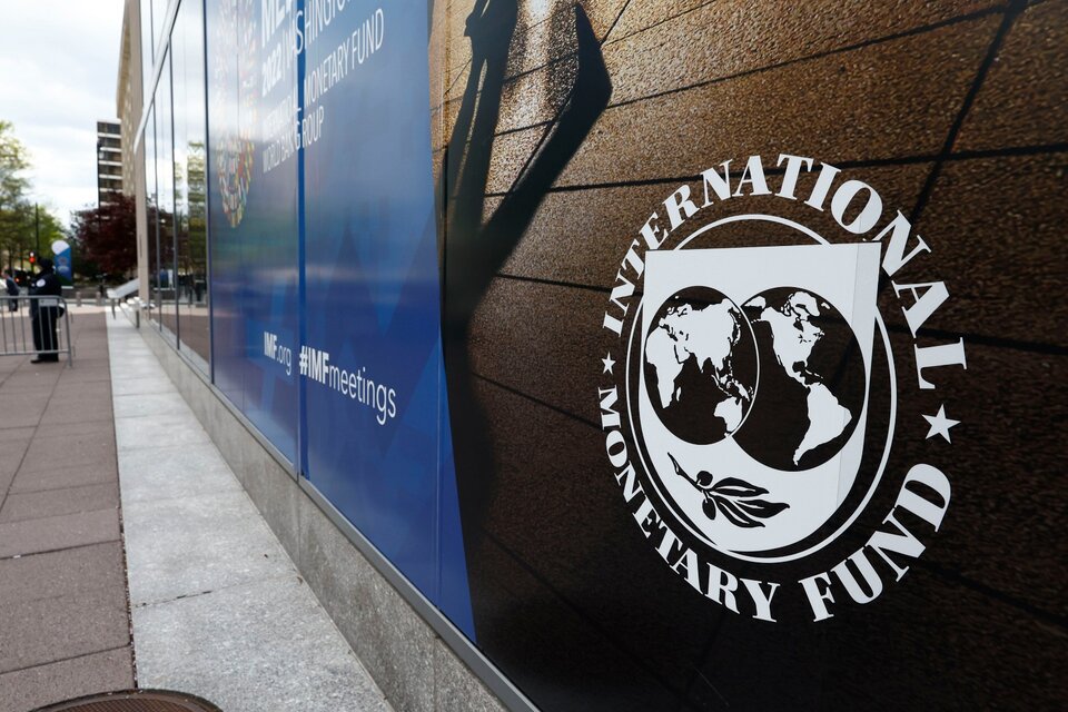 Llegaron las felicitaciones del FMI tras la aprobación de la Ley Bases