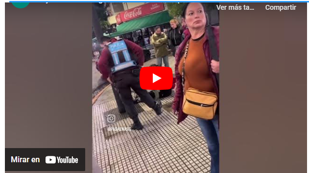 VIDEO: La señora holograma tiene razón thumbnail