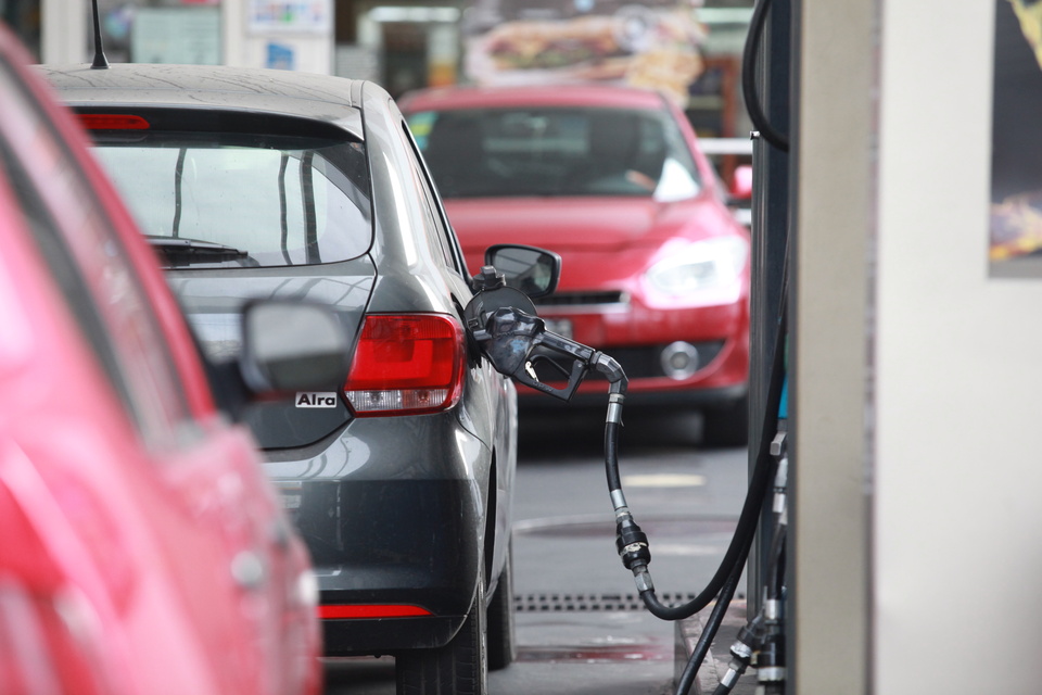 Aumento de los combustibles thumbnail