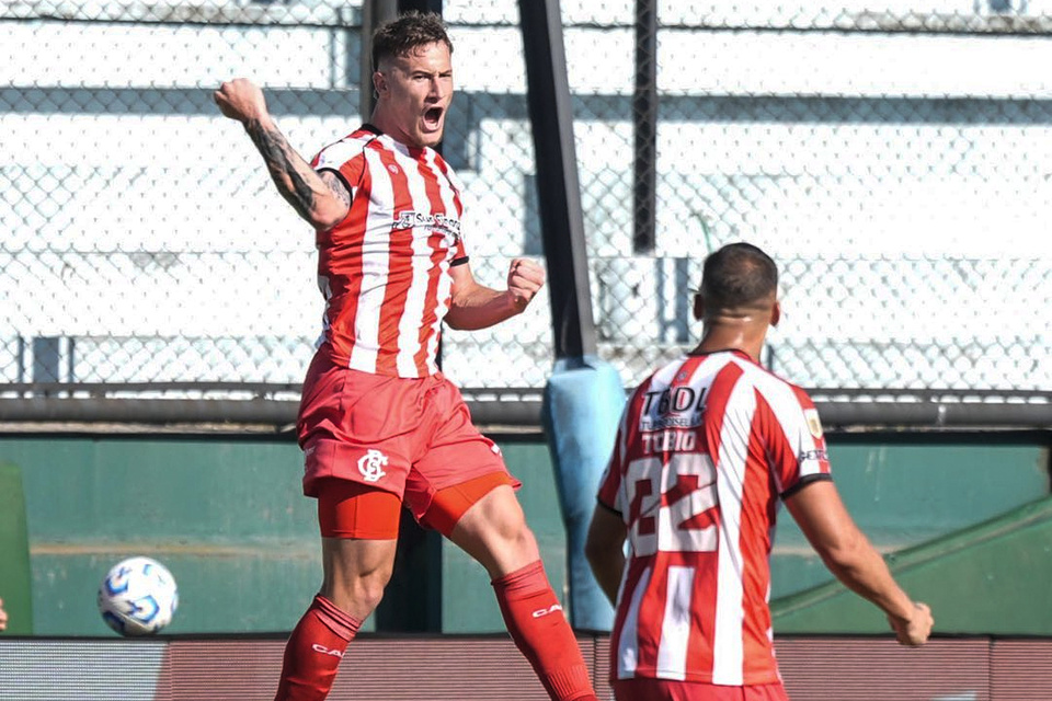 Liga Profesional: Barracas le ganó a Banfield en un duelo polémico