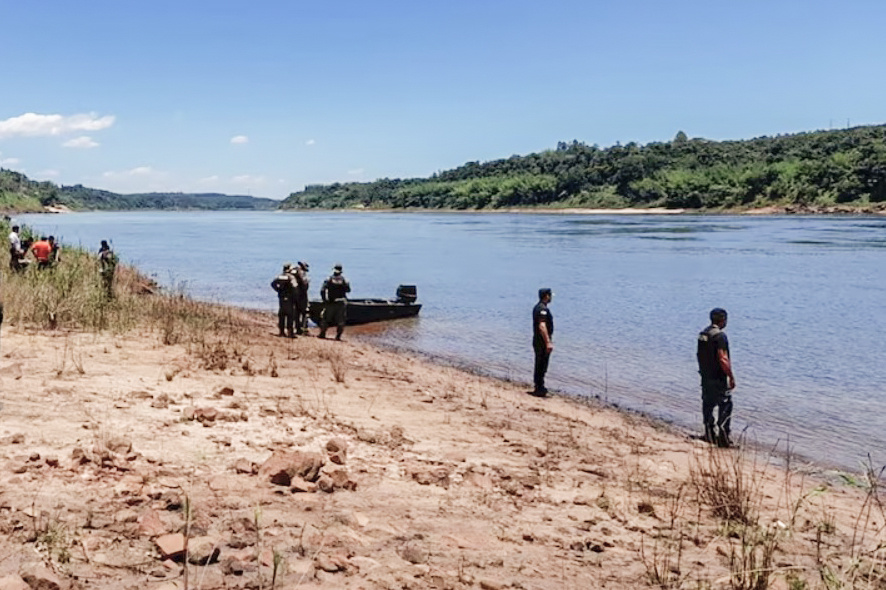 Misiones: intensa búsqueda con drones del joven que intentó cruzar a nado un arroyo