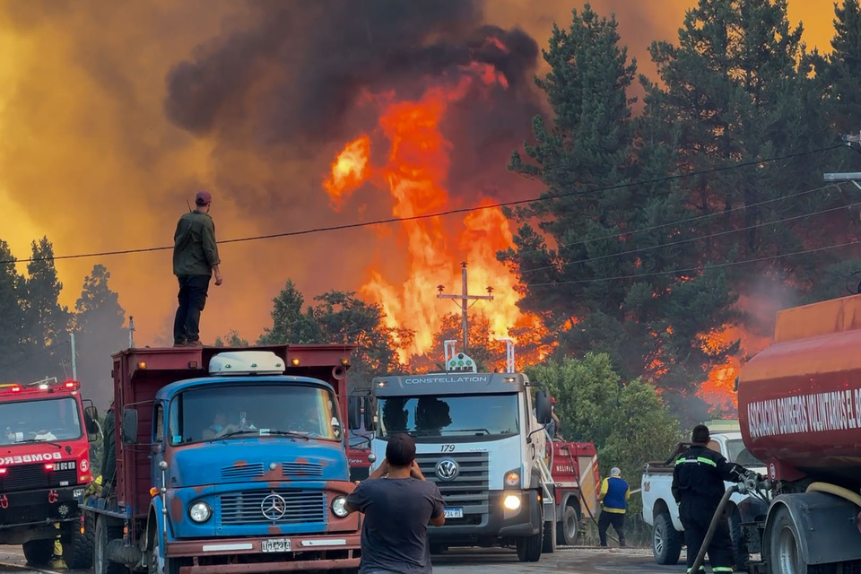 El fuego no para de avanzar en los Parques Nacionales