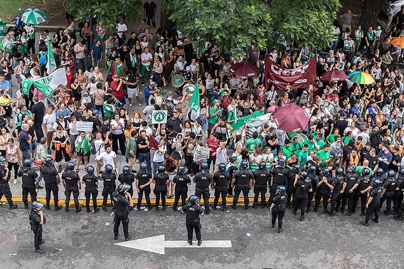 "Tano" Catalano: "Va a ser duro cuando se empiece a morir la gente por falta de medicamentos"